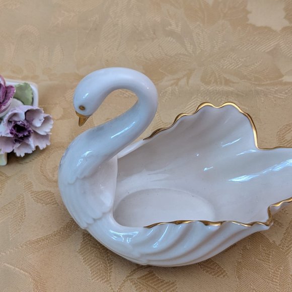Lenox Porcelain Small Swan 24Kt Gold Trim And Beak Vtg. Mint 4.5"x3.75" Ring - Picture 8 of 10